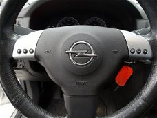 Opel Vectra GTS - 1.8-16V Elegance ClimateControl