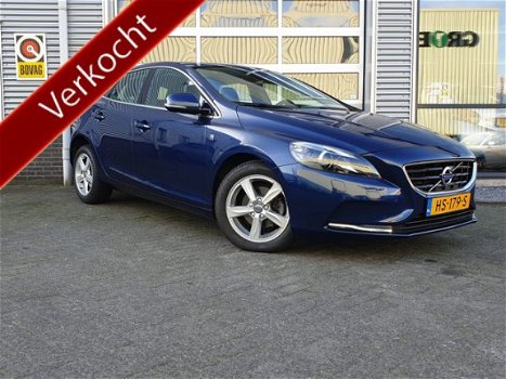 Volvo V40 - 2.0 D2 Ocean Race Business* Panoramadak*Vol Leer*Als nieuw* 34000 km - 1