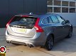 Volvo V60 - 2.0 D2 R-Desing Standkachel - 1 - Thumbnail