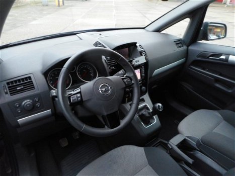 Opel Zafira - 1.6 Edition Navi/Bluetooth - 1
