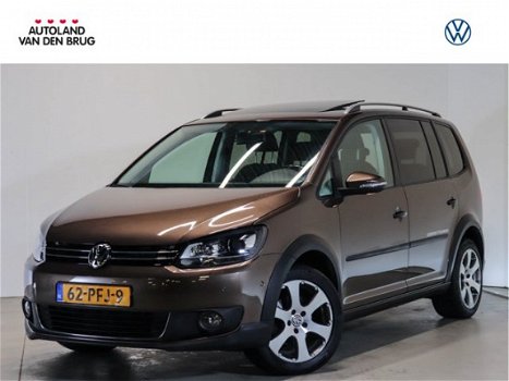 Volkswagen Touran - AUTOMAAT 1.4 TSI 140 PK Cross | Panoramadak | Xenon | Navigatie | - 1