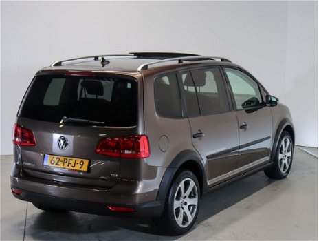 Volkswagen Touran - AUTOMAAT 1.4 TSI 140 PK Cross | Panoramadak | Xenon | Navigatie | - 1