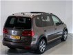 Volkswagen Touran - AUTOMAAT 1.4 TSI 140 PK Cross | Panoramadak | Xenon | Navigatie | - 1 - Thumbnail