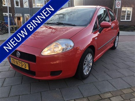 Fiat Grande Punto - 1.3 M-Jet Actual super zuinig met apk - 1