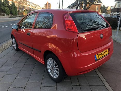 Fiat Grande Punto - 1.3 M-Jet Actual super zuinig met apk - 1