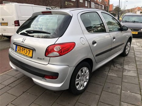 Peugeot 206 - 1.1 XR 5 Deurs 26.00 km - 1