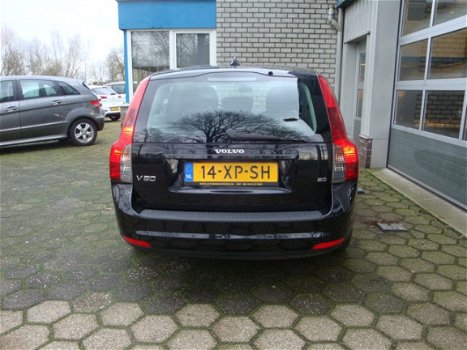 Volvo V50 - 2.0 Kinetic / NL auto met NAP - 1