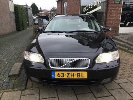 Volvo V70 - 2.4 D5 - 1