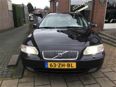 Volvo V70 - 2.4 D5