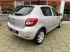 Dacia Sandero - 0.9 TCe Lauréate Navigatie Cruise Bluetooth 41.000km Dealer Onderhouden