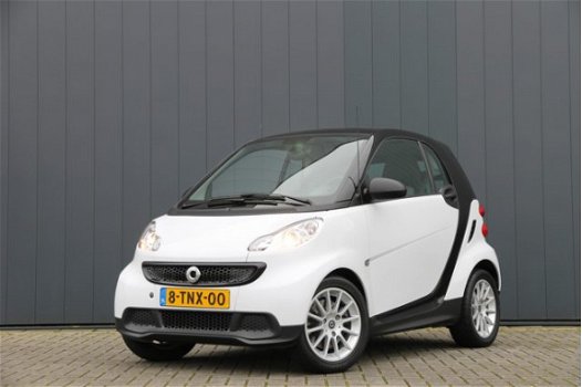 Smart Fortwo coupé - 1.0 mhd Pure AUTOMAAT / NAVI / PANORAMADAK / 33000 KM - 1