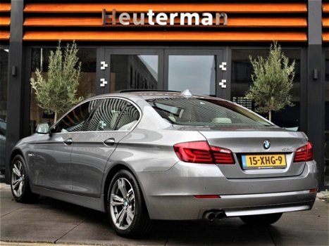 BMW 5-serie - 520i Executive Aut./ Schuifdak/ Leder/ Sportstoelen/ Navigatie/ - 1
