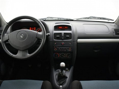 Renault Clio - 1.2-16V Campus AIRCO LMV AUDIO 5 DRS - 1