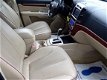 Hyundai Santa Fe - 2.2 CRDi AUT Style 7p 4WD Ecc-Leder-Navi-LMV''18 - 1 - Thumbnail