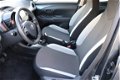 Toyota Aygo - 1.0 VVT-i x-play 1e eigenaar-Navigatie-Airco-Elektrische ramen - 1 - Thumbnail