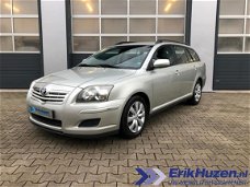 Toyota Avensis - 1.8 VVTi Terra