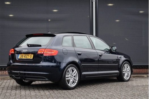 Audi A3 Sportback - 1.2Tfsi 105Pk S-Line Xenon/Navi/Dak/Trekh/17''LM - 1