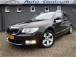 Skoda Superb Combi - 1.6 TDI AMBITION half leder stoelverw. xenon navi el mem - 1 - Thumbnail