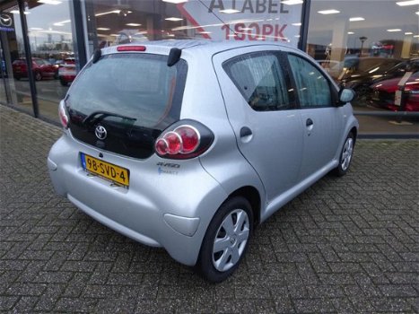 Toyota Aygo - 1.0-12V Comfort Navigator , Navigatie, Airco, Elek. ramen vóór, 5-deurs - 1