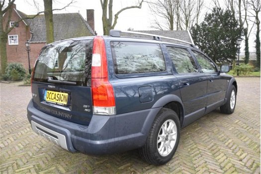 Volvo XC70 - 2.5 T Zeer mooie en dealer onderhouden XC 70 - 1