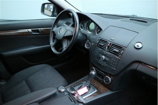 Mercedes-Benz C-klasse - 200 K Elegance (184pk) Automaat / Navi / Trekhaak - 1