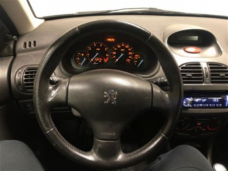 Peugeot 206 - 1.4 XS APK TOT JAN-2021.Radio met k4, LM velgen - 1
