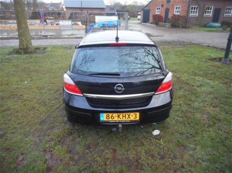 Opel Astra - 1.4 Essentia Airco/ Navi/ Lichtmetaal / Trekhaak - 1