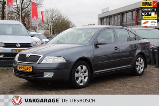 Skoda Octavia - 1.6 Ambiente LPG, airco, trekhaak, nap, onderhoud historie aanwezig - 1