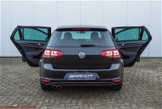 Volkswagen Golf - 1.4 TSI 140pk ACT Highline 5-Deurs. 18" LMV|Xenon