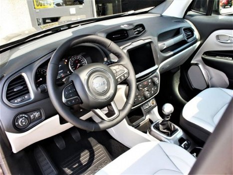 Jeep Renegade - VAN Freedom days Panodak Wit interieur - 1