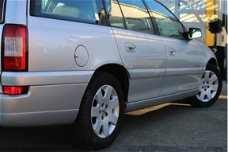 Opel Omega Wagon - St. 2.2i-16V Elegance 150pk | Cruise/ECC/Trekhaak