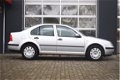 Volkswagen Bora - 1.6-16V Airco/Cruise/APK 01-2021 - 1 - Thumbnail