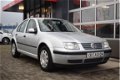 Volkswagen Bora - 1.6-16V Airco/Cruise/APK 01-2021 - 1 - Thumbnail