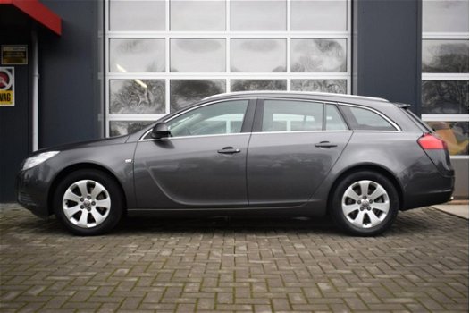 Opel Insignia Sports Tourer - 1.6 T Sport 180 PK PDC/Clima/Cruise - 1