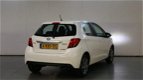 Toyota Yaris - 1.5 Hybrid Lease Navi , Lichtmetaal - 1 - Thumbnail