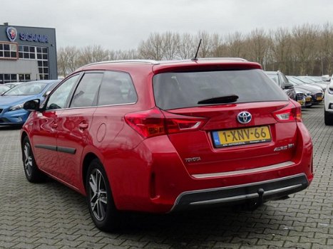 Toyota Auris Touring Sports - 1.8 Hybrid Lease+ Xenon / Navi+Camera - 1