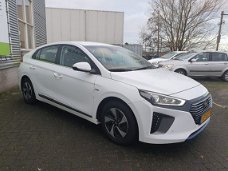 Hyundai IONIQ - 1.6 GDI Comfort | Navi | Camera | Applecarplay | Android auto |