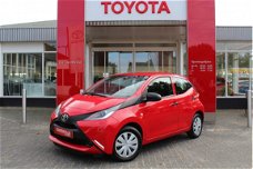 Toyota Aygo - 1.0 VVT-I X-FUN 5 DEURS/ AIRCO/ BLUETOOTH