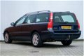 Volvo V70 - 2.3 T-5 Geartr. C.L 2000 Automaat Youngtimer dealer onderhouden - 1 - Thumbnail