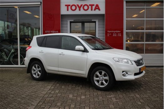 Toyota RAV4 - 2.0 VVTi Executive Business - 1