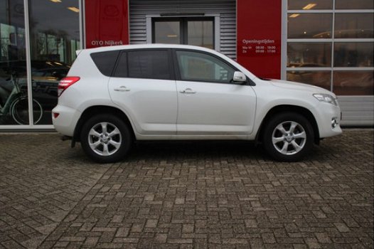 Toyota RAV4 - 2.0 VVTi Executive Business - 1