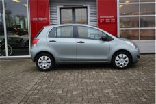 Toyota Yaris - 1.3 VVTi Comfort 5 deurs met airco