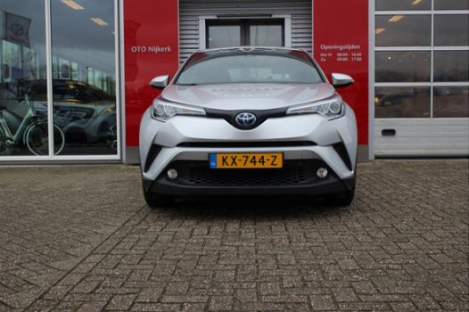 Toyota C-HR - 1.8 Hybrid Dynamic met navigatie - 1