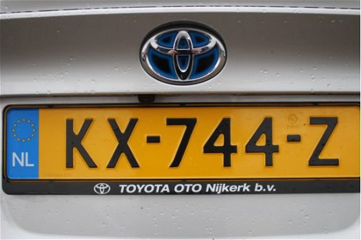 Toyota C-HR - 1.8 Hybrid Dynamic met navigatie - 1