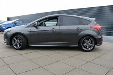 Ford Focus - 1.0 EcoBoost 125pk 5-deurs ST Line