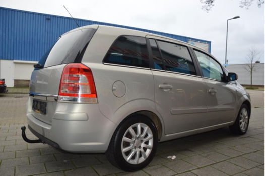 Opel Zafira - 1.8 111 years Edition Navigatie I Airco I Trekhaak I Sport velgen I Dealer onderhouden - 1