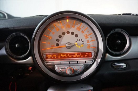 Mini Mini Cooper - D 1.6 Chili ✔ Airco ✔ APK 01-2021 ☎ - 1