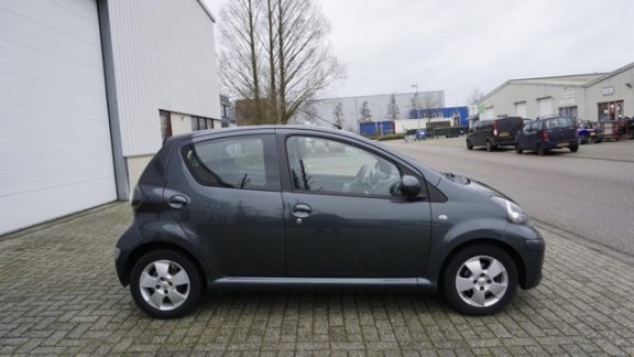 Toyota Aygo - 1.0-12V Comfort 1e eigenaar airco/140.000gelopen in zeer goede staat - 1