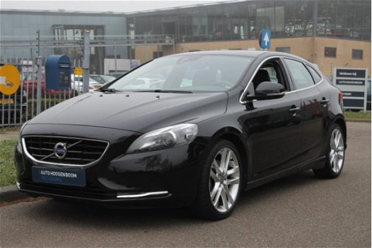 Volvo V40 - 1.6 T3 Summum 150PK+NAVI - 1