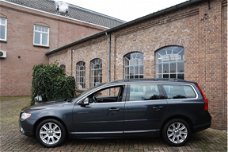 Volvo V70 - 2.0 D3 Summum 163 pk 2011 AUTOMAAT 287.302KM Leder Navi Cruise Clima PDC LMV